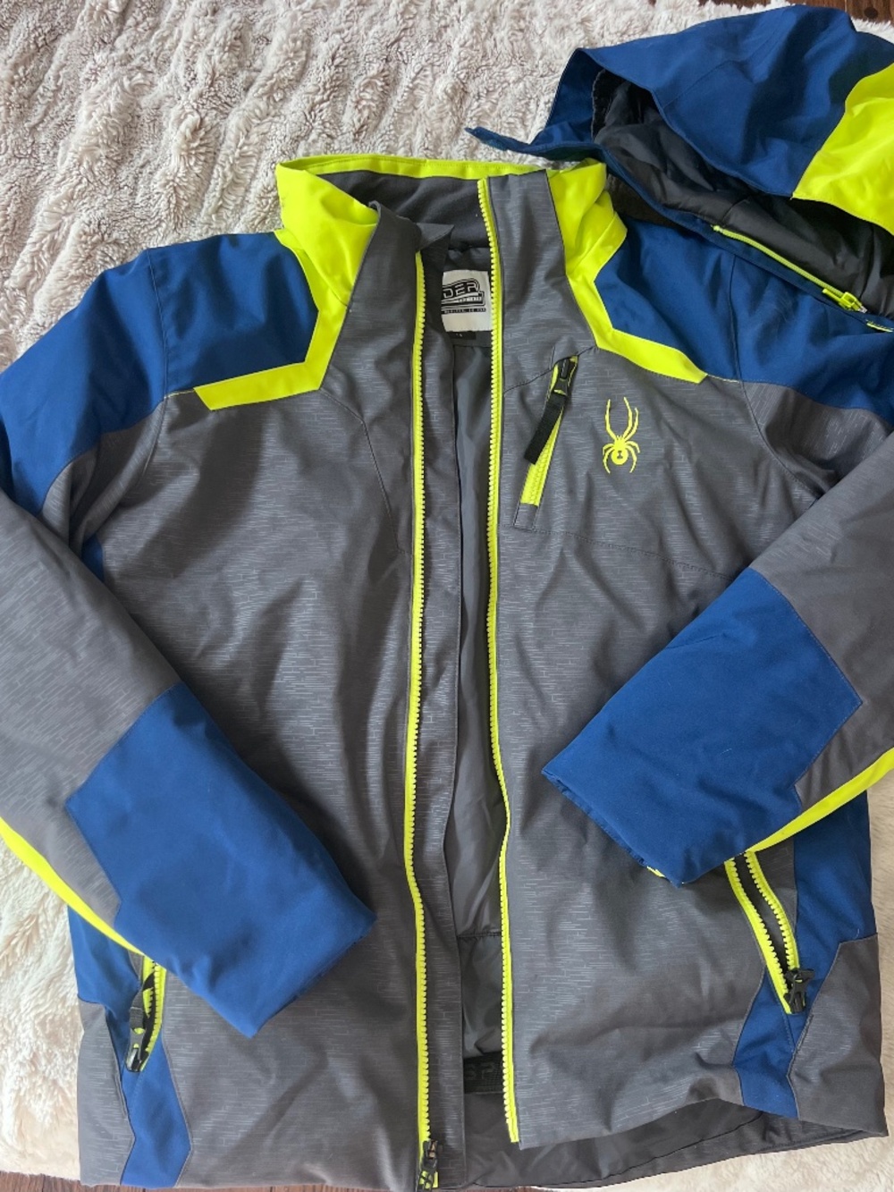 Spyder boys ski jacket with hood